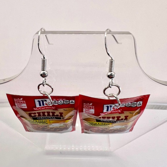 Chili Seasoning Earrings - McCormick Earrings - Spice Earrings - Chef Earrings - Picture 3 of 10